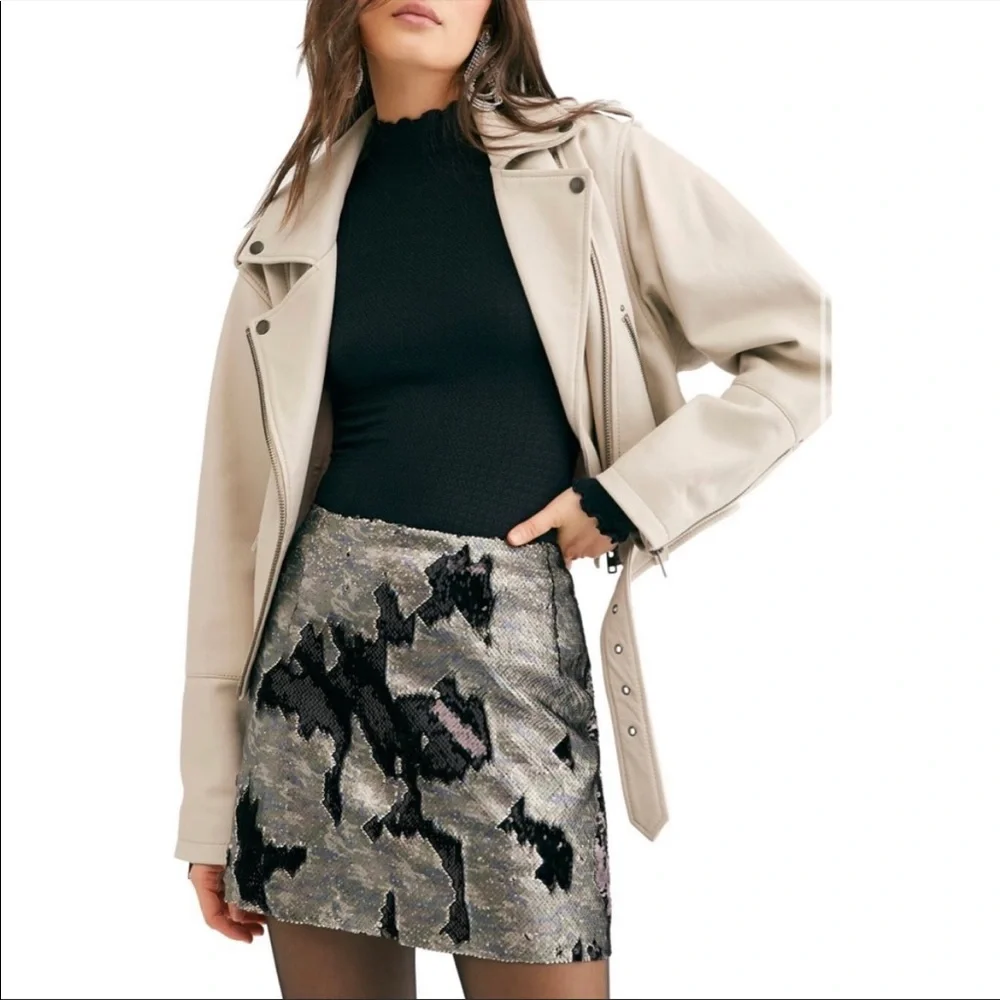 NWT Free People Sequin Leopard Camo Mini Skirt Size 8 - Picture 1 of 4